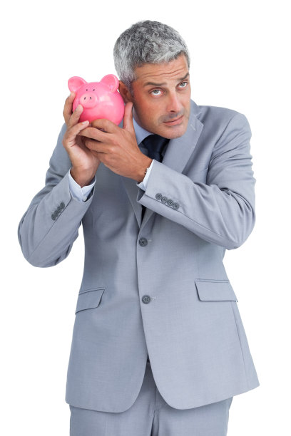 拿着存钱罐的可疑商人图片下载