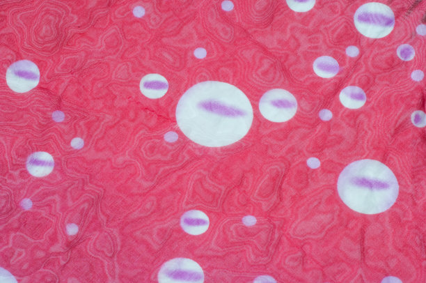 织物丝质纹理，红色带白色图案图片下载