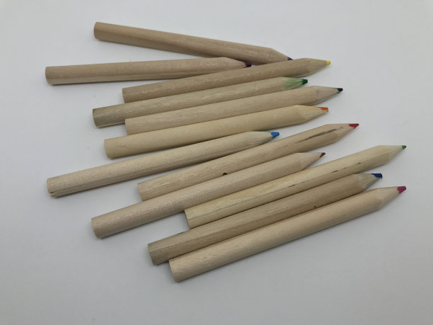 彩色铅笔图片下载