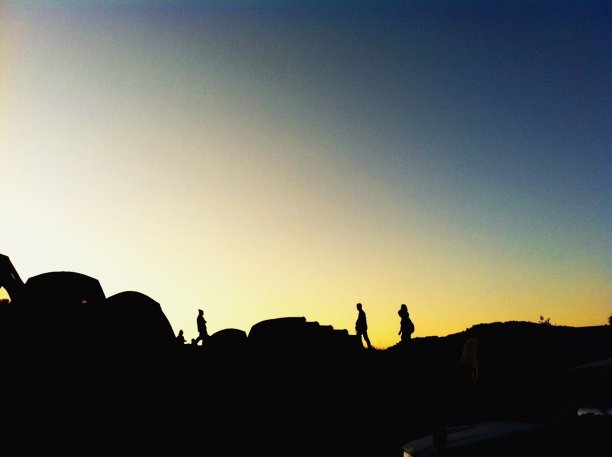 人们的黑色剪影图片下载