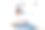 在创意办公室和同事使用笔记本电脑的男人图片下载