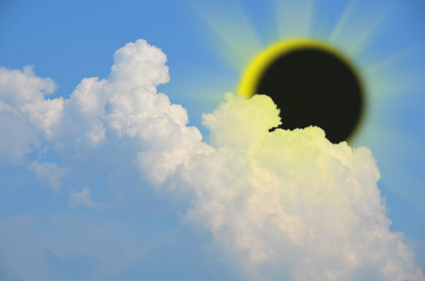 日蚀后的云图片下载