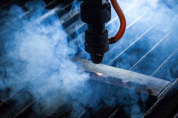 激光在皮带上雕刻图片下载