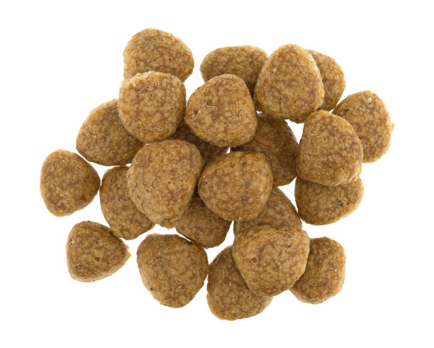 一大堆鸡肉、肉丸、狗食素材图片