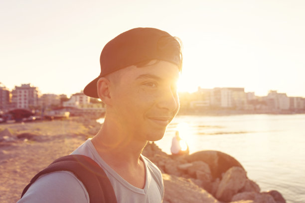 男孩图片素材ID：308652108