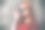 美丽的年轻女子的照片站在美妙的紫色工作室背景图片下载