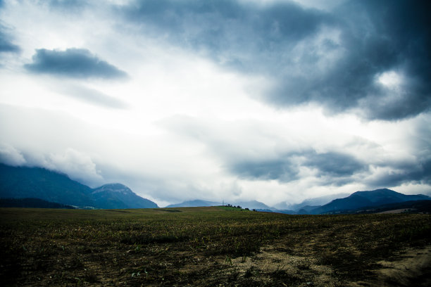 一个美丽的斯洛伐克山区风景在低塔特拉斯图片下载