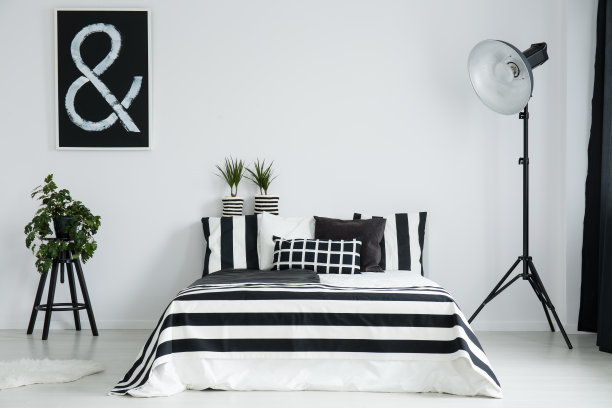 黑色的图片和白色的标志图片下载