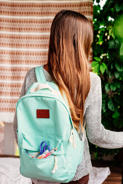 女学生肖像图片下载