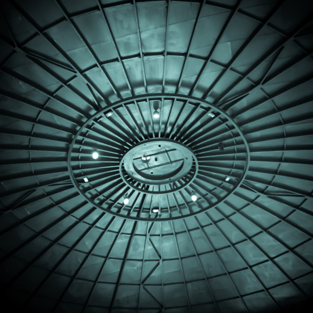 炼油厂油罐天花板图片下载