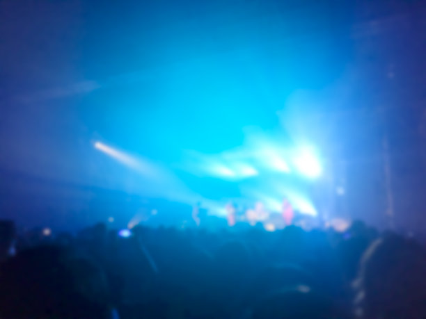 抽象模糊的音乐会在小俱乐部。图片下载