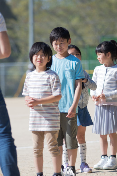小学生跳绳图片下载
