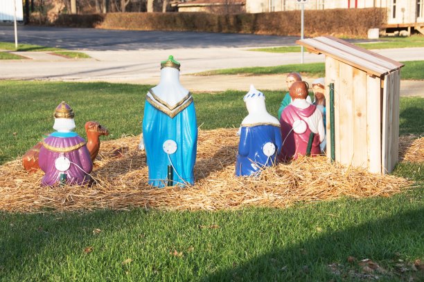 在马槽的背后图片下载