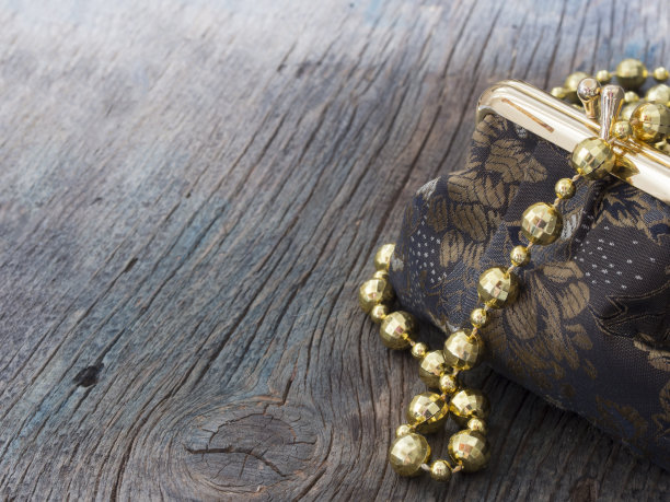 女性的配件图片下载