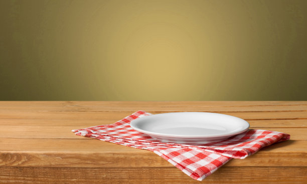 盘子里。图片下载