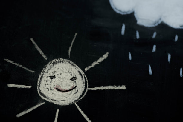 粉笔画在黑板上选择焦点宏图片下载