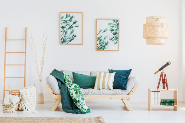 房间以深绿色为主调素材图片