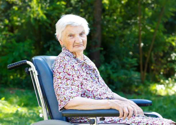 老年护理图片下载