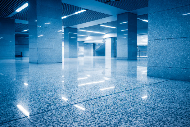 中国无锡机场或地铁站的现代化走廊图片下载