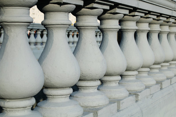 旧建筑的柱子图片下载