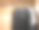 木柜里挂着黑色的普通衬衫。图片下载