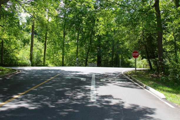 道路交叉口图片下载