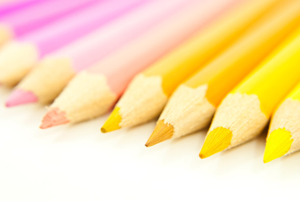 铅笔画在白色上。图片下载