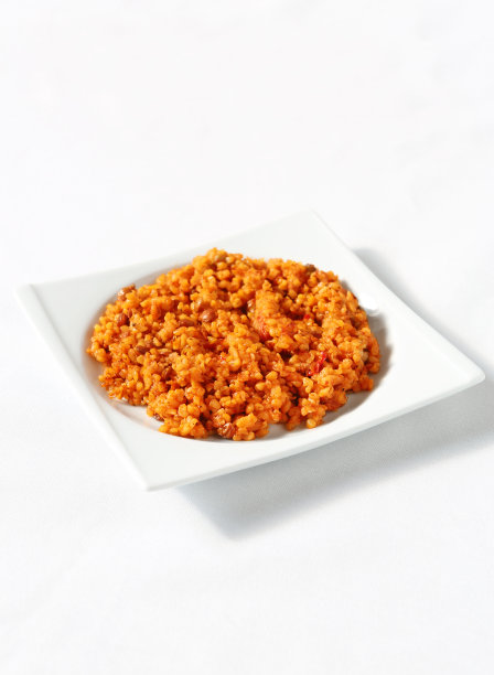 碾碎干小麦肉饭图片下载