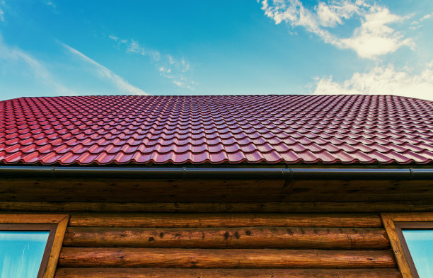 红瓦屋顶图片下载