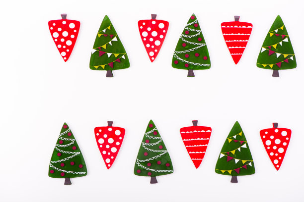 卡通圣诞树背景。图片下载