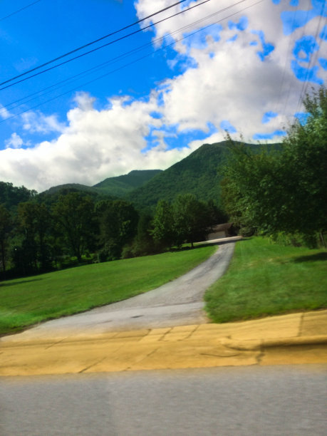 山有金路图片下载