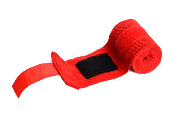 近距离图像的红色拳击手绷带孤立的白色背景图片下载