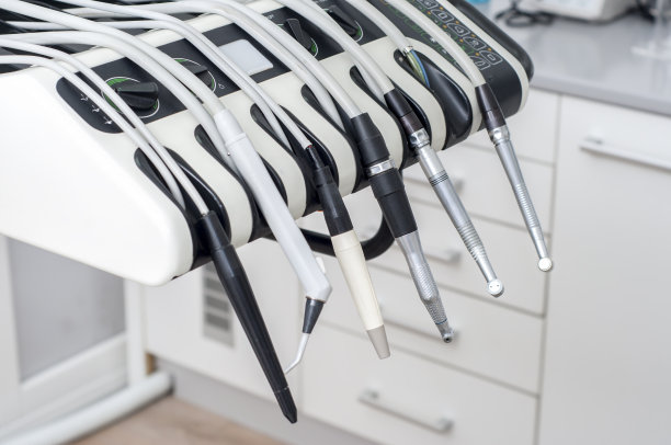 金属牙医工具图片下载