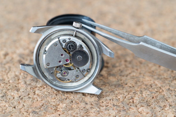 手表的修理和修复图片下载