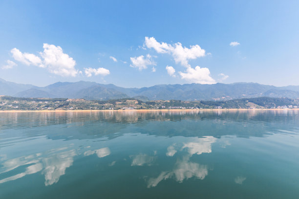 壮观的东江湖景观图片下载