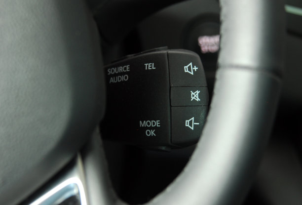 汽车音响控制按钮图片下载