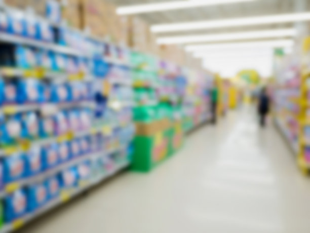 超市洗衣区的洗涤剂架子图片下载