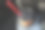 一次性咖啡杯在汽车杯架。图片下载