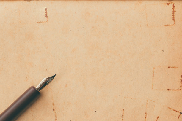 褐色的旧报纸图片下载