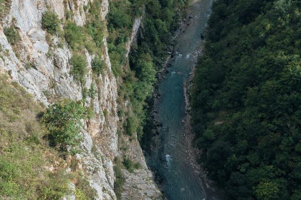 塔拉峡谷图片下载