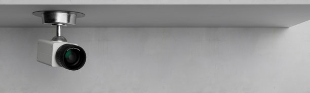 安装在3d渲染墙上的闭路电视摄像机图片下载