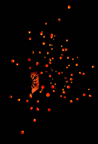 圣诞装饰品，轻串和小饰物图片下载