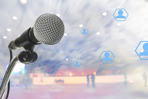 业务麦克风。多媒体赚钱。图片下载