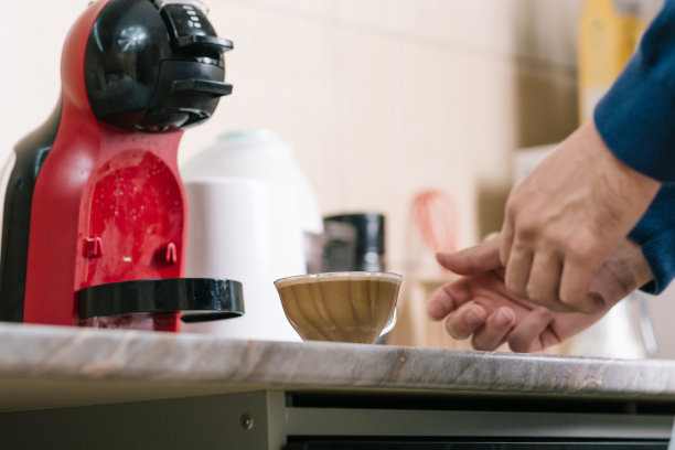 早上喝好咖啡素材图片