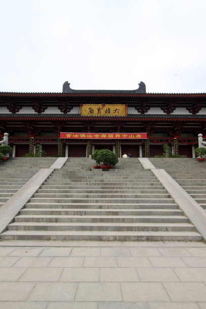 2014年5月10日，河北省唐山市兴国寺佛教建筑景观素材图片