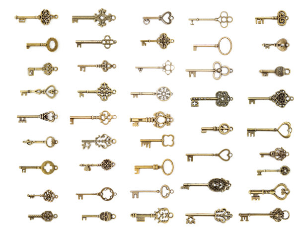 一套老式钥匙图片下载