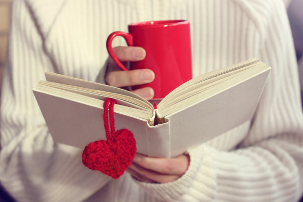 在家最喜欢的消遣图片下载