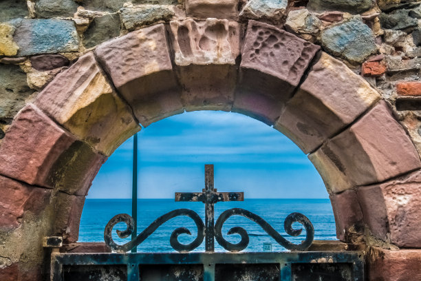 Comillas，西班牙北部坎塔布里亚社区图片下载