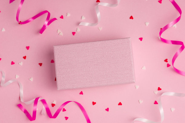 撒上五彩纸屑庆祝图片下载