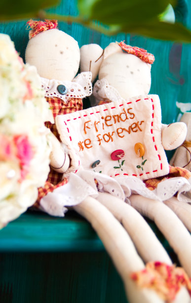 可爱柔软的木偶朋友在一起图片下载